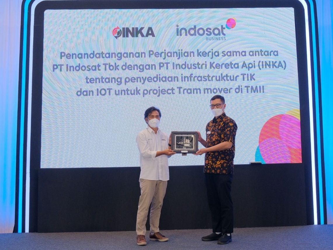 Sambut KTT G20 , Indosat Ooredoo Hutchison Gandeng INKA Kenalkan Solusi Transportasi Publik Berbasis IoT