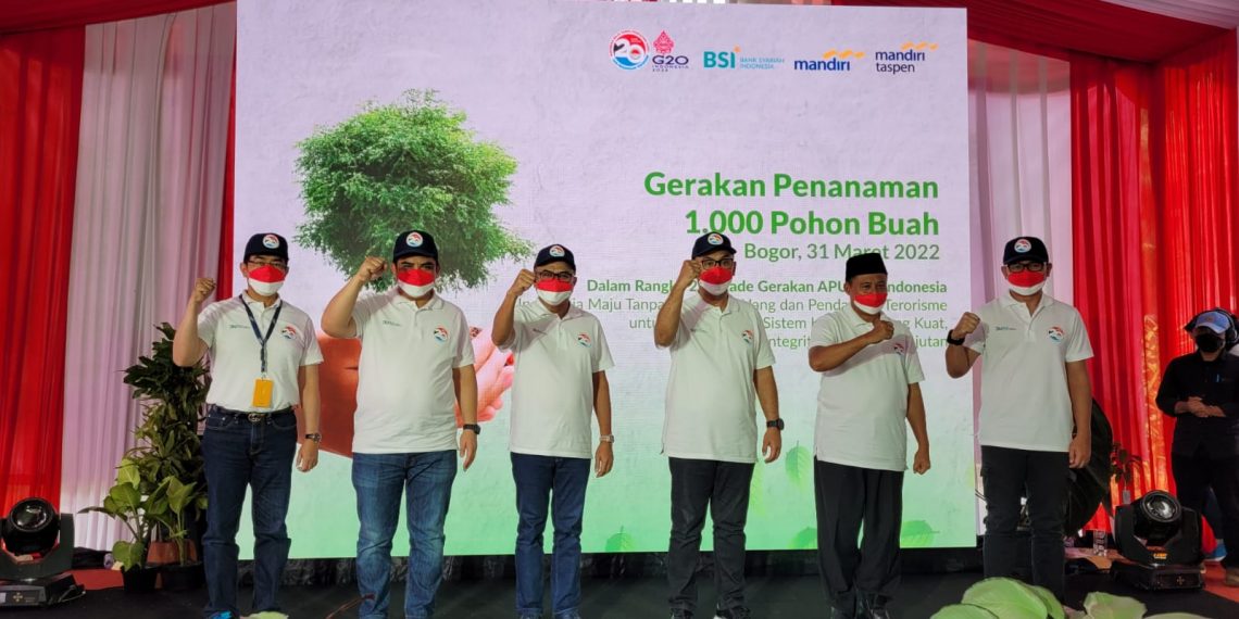 Tanam Pohon di HUT 2 Dekade APU PPT PPATK, Bank Mandiri Taspen Dorong Kesadaran Ekologis