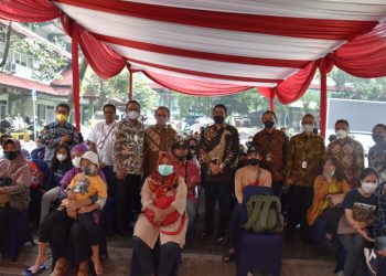 Pasar Modal Indonesia dan Ikatan Sarjana Ekonomi IndonesiaMengadakan Sentra Vaksinasi di Lingkungan Kampus