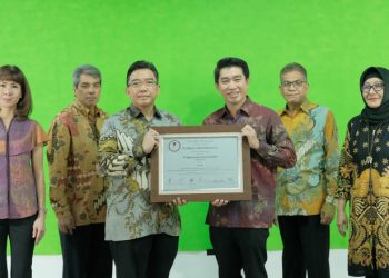 Pencatatan Perdana Saham PT Sigma Energy Compressindo Tbk di Bursa Efek Indonesia