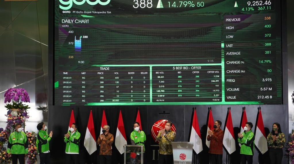 GoTo Resmi Menjadi Perusahaan Tercatat di Bursa Efek Indonesia