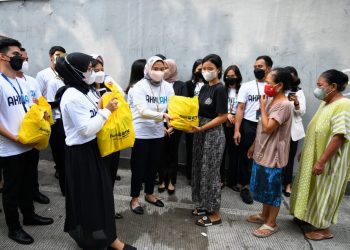 Milenial BTN Bagikan Sembako