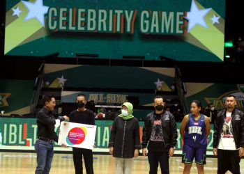 Indosat Luncurkan Program Pelatihan Basket di Sekolah