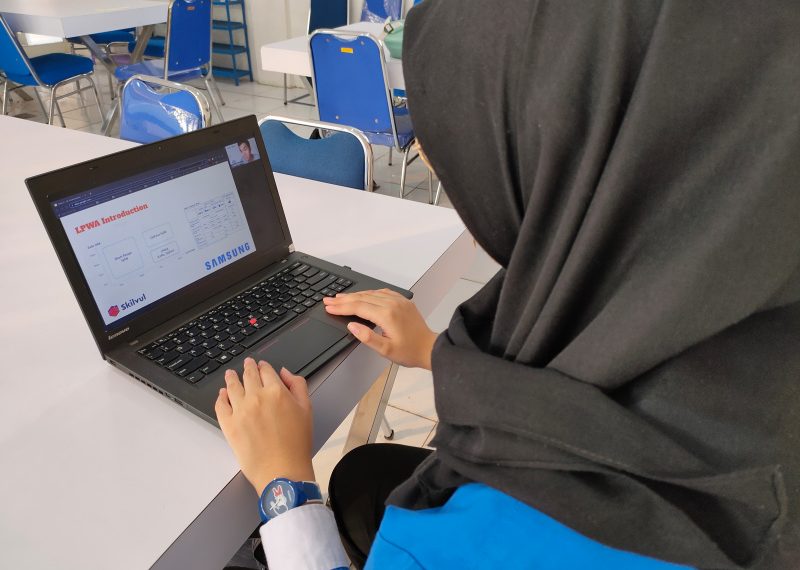 Mengejar Kebutuhan Talenta Digital di Indonesia,Samsung Innovation Campus 2022 Berikan Pelatihan Coding 1.000 Siswa