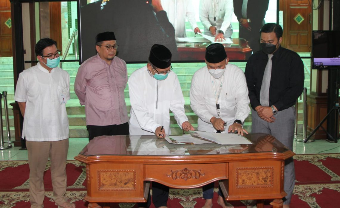 Penandatanganan Nota Kesepahaman Bank Syariah Indonesia dan Masjid Agung Sunda Kelapa