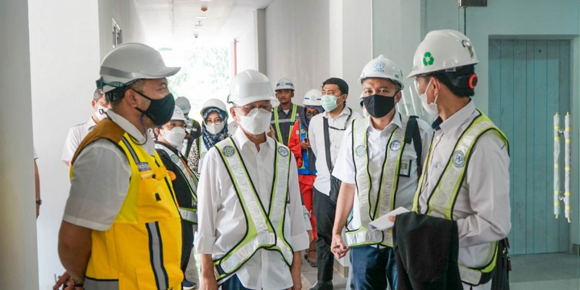 Tim Khusus PSN Kementerian PUPR Tinjau Pembangunan Rusun MA dan Kemensos