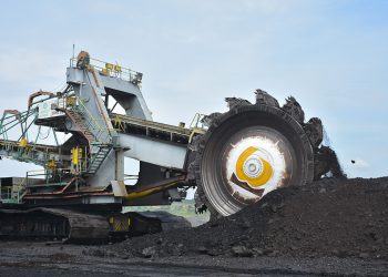 Bukit Asam Gunakan Kendaraan Listrik untuk Operasional Tambang