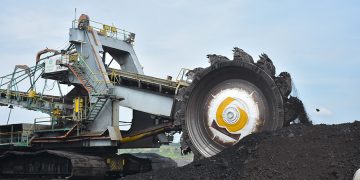 Bukit Asam Gunakan Kendaraan Listrik untuk Operasional Tambang