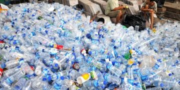 Pemerintah Harus Negosiasi BM 0 Persen Bahan Baku Plastik dari UEA