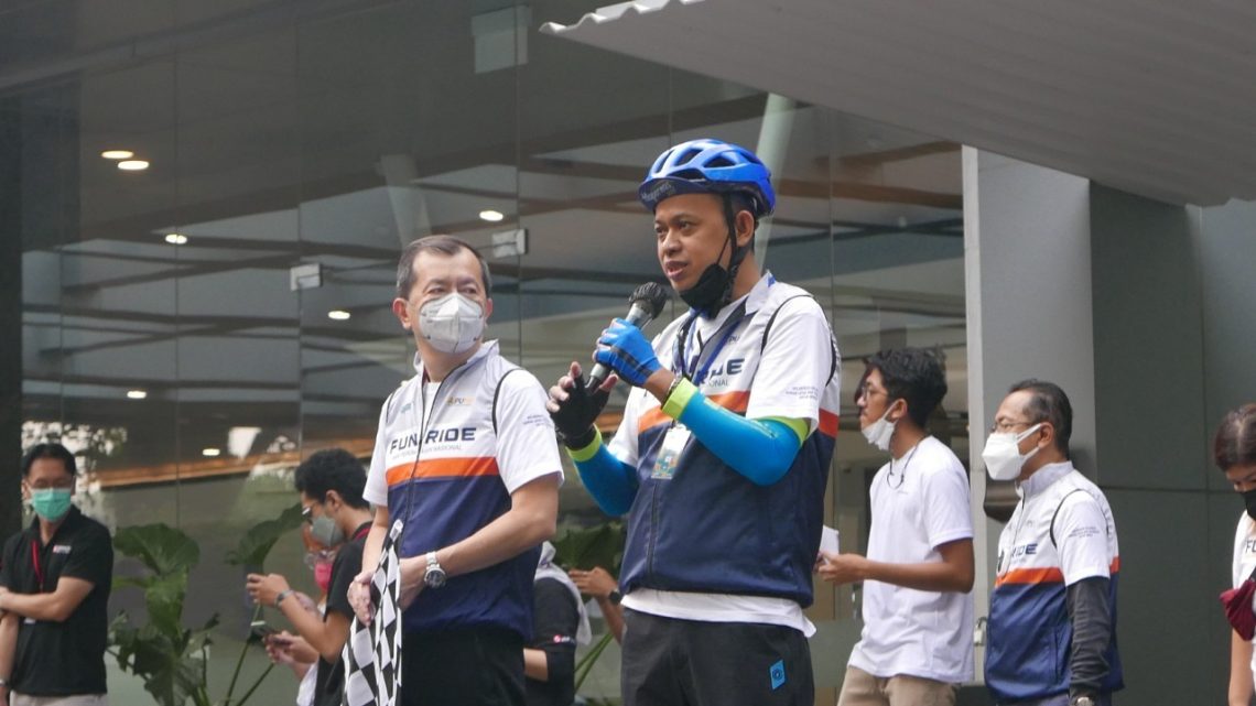 Kegiatan Fun Ride and Walk KemenPUPR-Sinar Mas Land MewarnaiPeringatan Hari Perumahan Nasional 2022