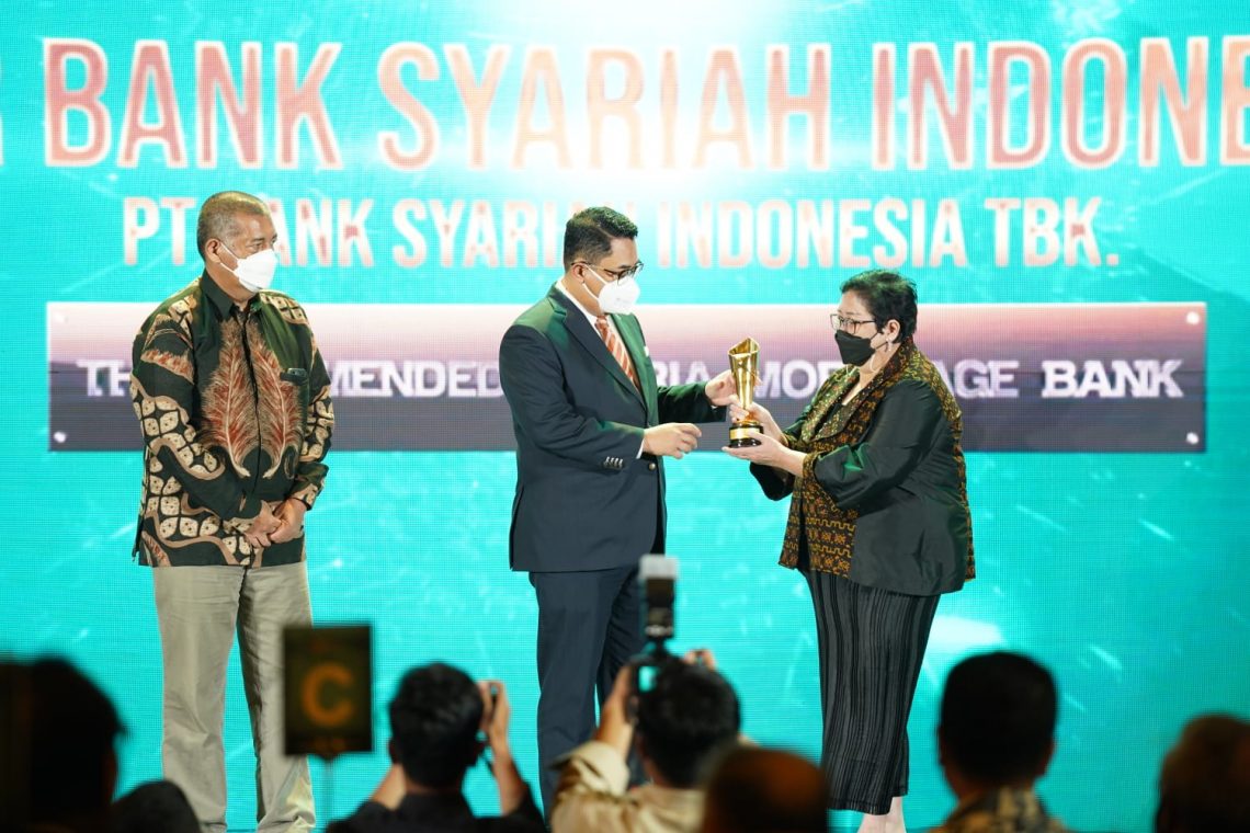 Pimpin Pembiayaan Rumah Syariah, BSI Raih Indonesia Property Award 2022