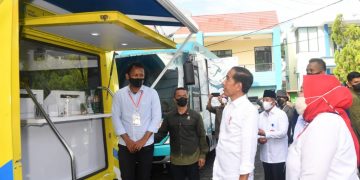 Presiden Jokowi Tinjau Layanan BTN dalam Penyaluran BSU