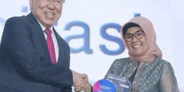 Kembangkan Islamic Ecosystem, BSI Raih Penghargaan Sebagai Bank Syariah Terbaik