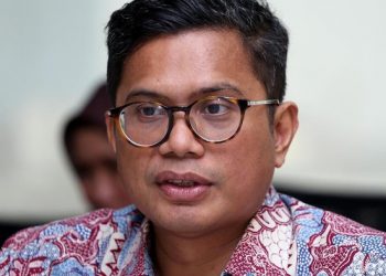 Wamen BUMN Pastikan Pelemahan Rupiah Tidak Pengaruhi PLN dan Pertamina