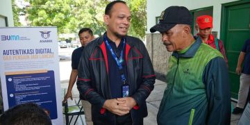 Autentikasi Digital ASABRI Kepada Wisudawan Purnawira Perwira Tinggi TNI AD