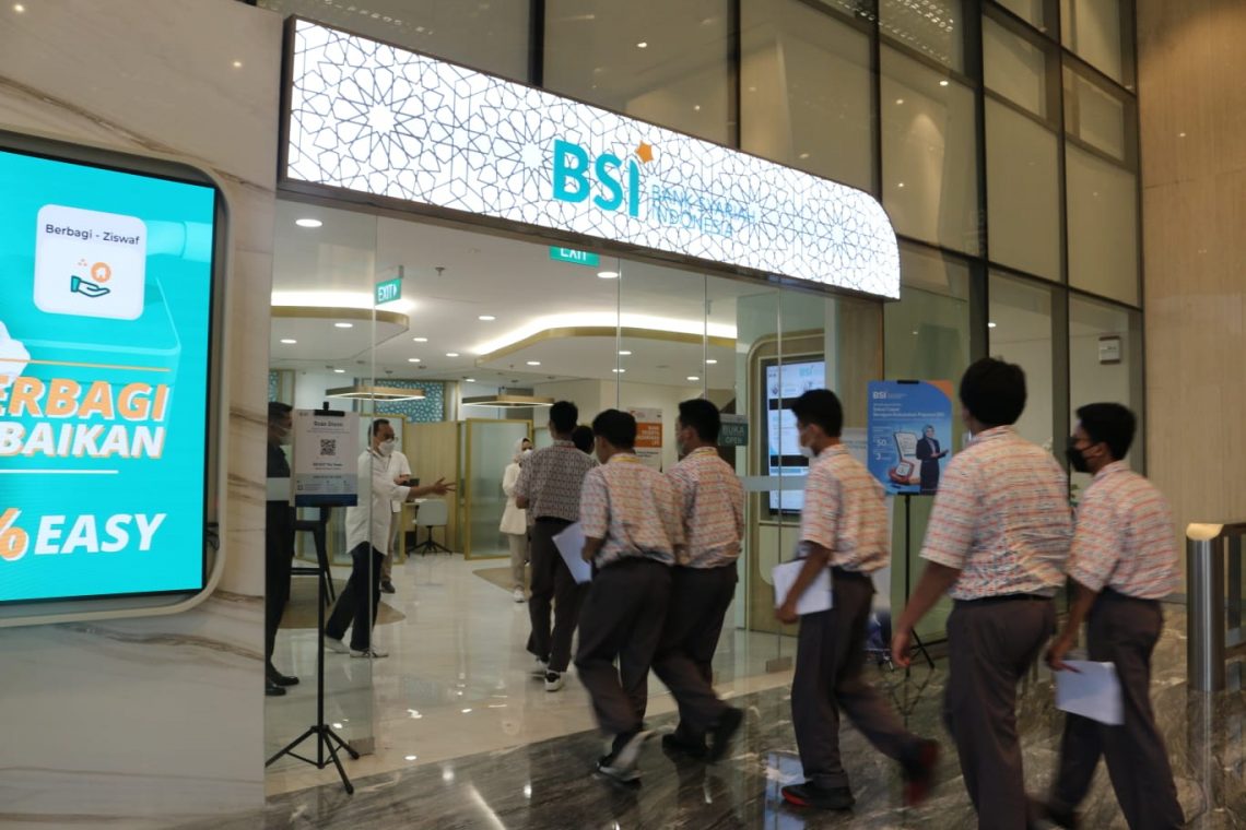 School Visits to BSI, Literasi BSI Dekatkan Perbankan Syariah ke Siswa dan Santri