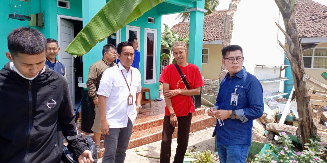 Peduli Cianjur, BSI dan BSI Maslahat Kirimkan Tim Rescue & Bantuan Logistik Untuk Masyarakat Terdampak Gempa