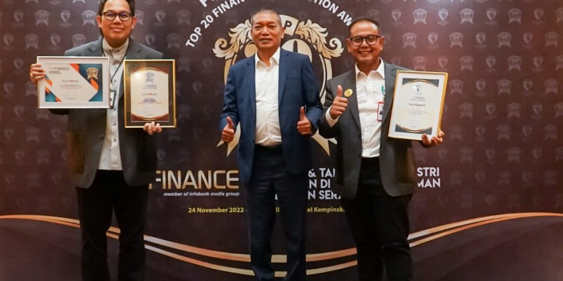 Bank DKI Raih Top 20 Financial Institution Award 2022