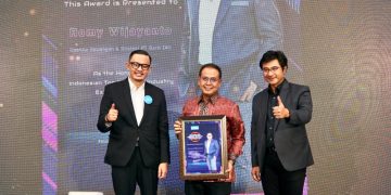Bank DKI Raih The Top 20 Financial Services 2022