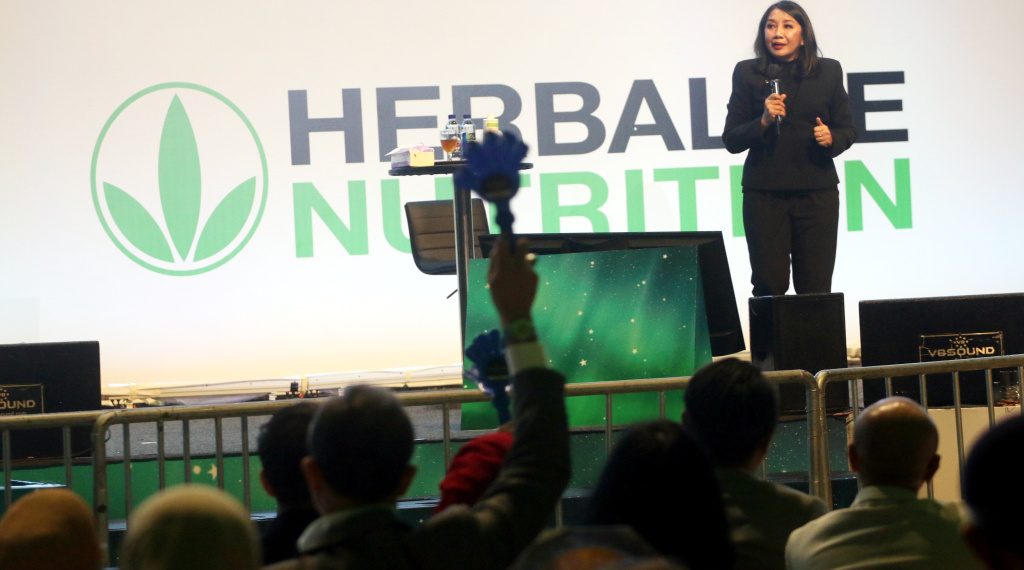 Awali Tahun 2023, Herbalife Nutrition Gelar Spectacular