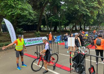 Herbalife Nutrition Dukung Penyelenggaraan Triathlon Buddies Anniversary Triathlon 2023 Sebagai Sponsor Utama