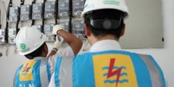 PLN Salurkan 1.400 Unit REC untuk 11 Perusahaan di Bali