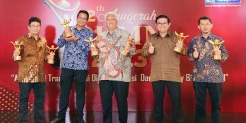 Petrokimia Gresik Raih Ceo Innovative Leader dan Perusahaan Peduli Pengembangan UMKM di Acara Anugerah BUMN 2023