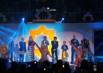 Sukses Kolaborasikan Konser & Charity, BSI Pertegas Langkah Perjalanan Mahakarya untuk Indonesia