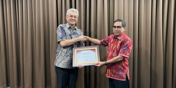 Patuh Terhadap Peraturan PerpajakanChandra Asri Terima Penghargaan Pembayar Pajak Terbaik Tahun 2022