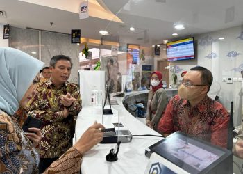 Tinjau Persiapan Outlet BTN