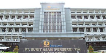 Kantor Pusat Bukit Asam akan Gunakan PLTS Atap