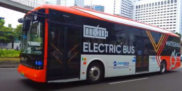 TransJakarta Targetkan 100 Bus Listrik Beroperasi hingga Akhir Tahun