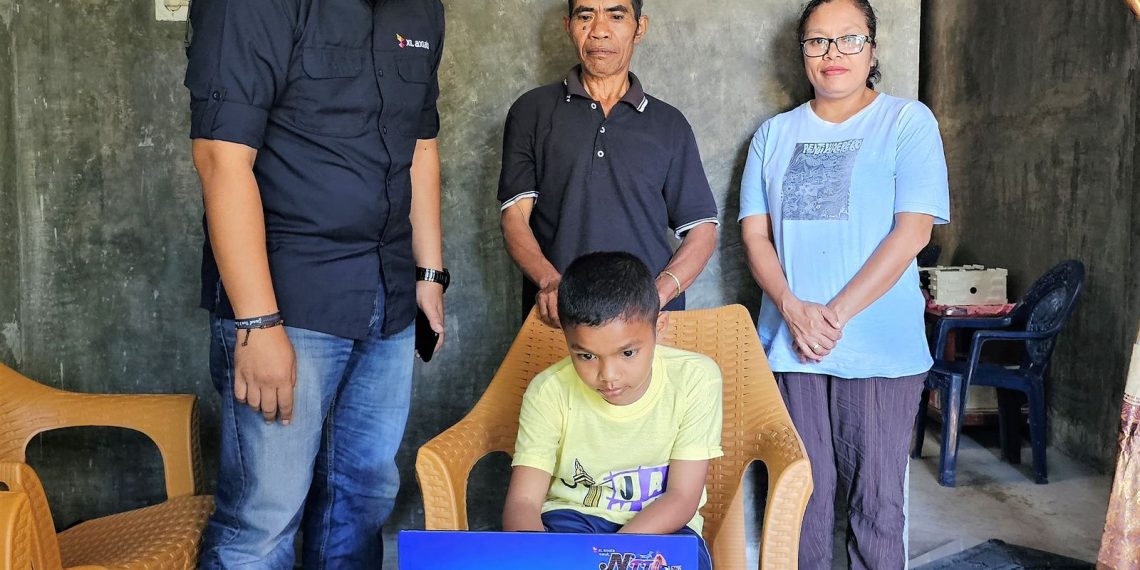 Terus Dukung Dunia Pendidikan XL Axiata Berikan Laptop dan Paket Internet Kepada Nono Juara Kompetisi Matematika