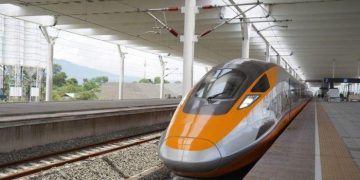 Stasiun Kereta Cepat Jakarta Bandung Dihiasi Motif Khas Budaya Indonesia