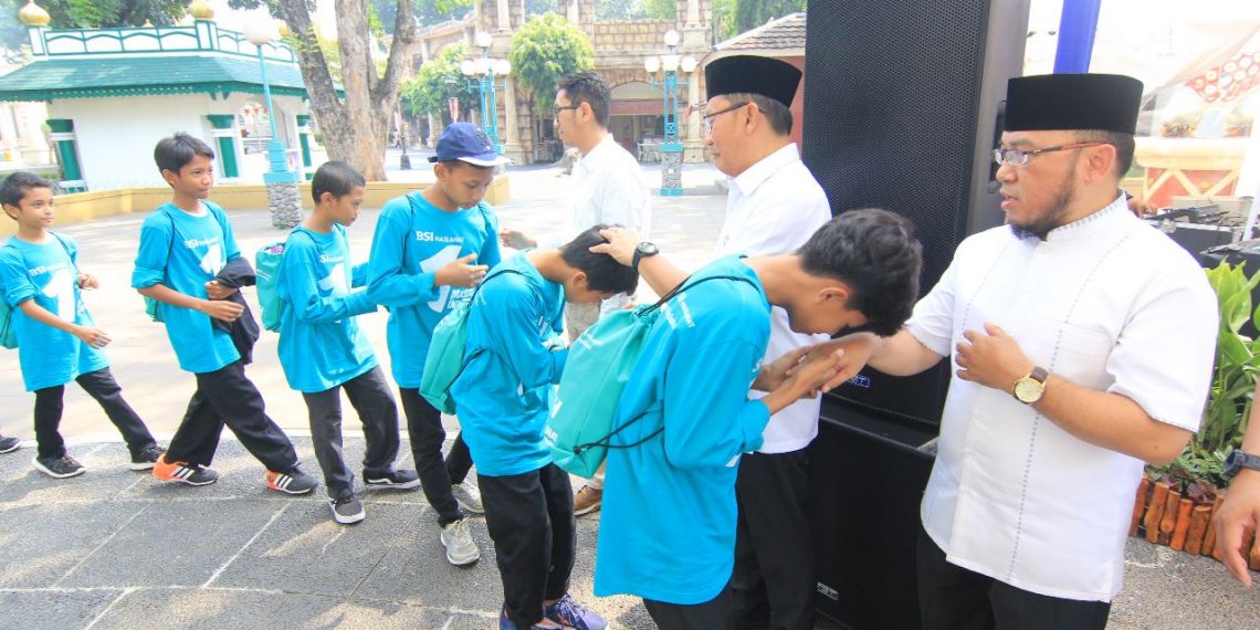 Peringati Milad ke-1, BSI Maslahat Bahagiakan 1.111 Yatim Dhuafa