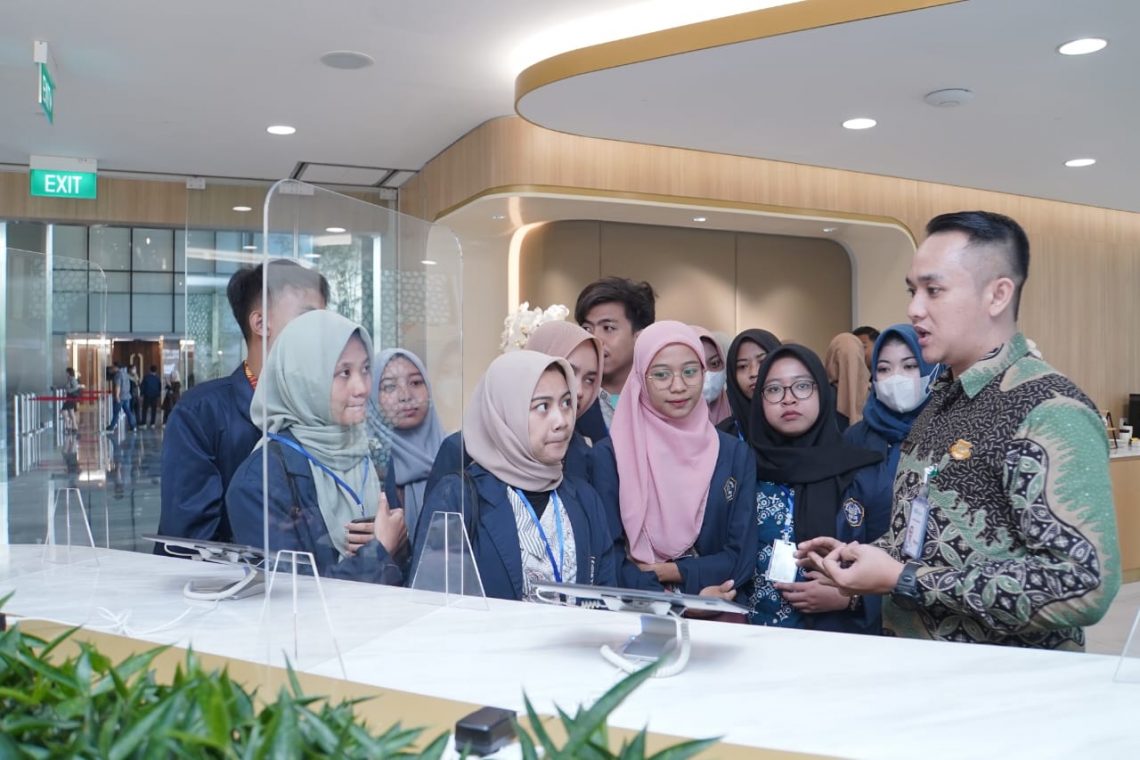 BSI Terus Perkuat Literasi Keuangan, Dekatkan Perbankan Syariah ke Mahasiswa