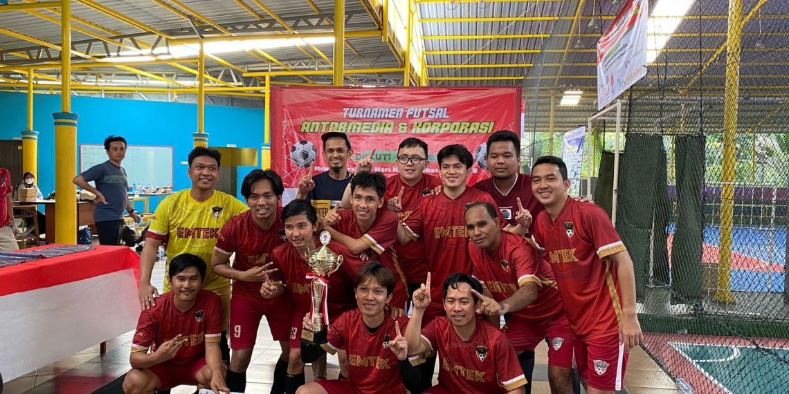 SCTV juara 1 turnamen futsal antarmedia HUT RI ke-78