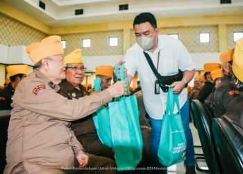 BSI Maslahat dan BSI Berbagi Kado Kemerdekaan Bersama Legiun Veteran Seluruh Indonesia