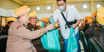 BSI Maslahat dan BSI Berbagi Kado Kemerdekaan Bersama Legiun Veteran Seluruh Indonesia