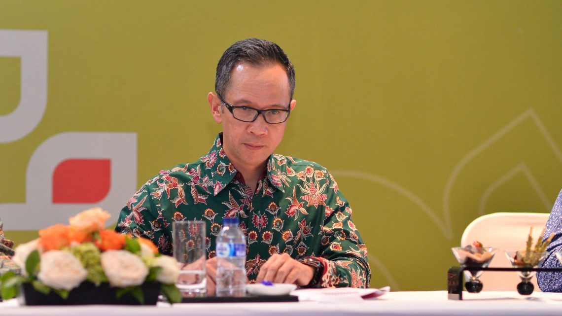 Transisi Energi Tak Bisa Sekejap, Ini Kata Bos OJK