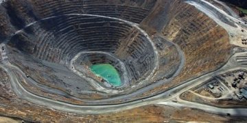 Smelter Amman Mineral Ditargetkan Rampung pada Pertengahan 2024