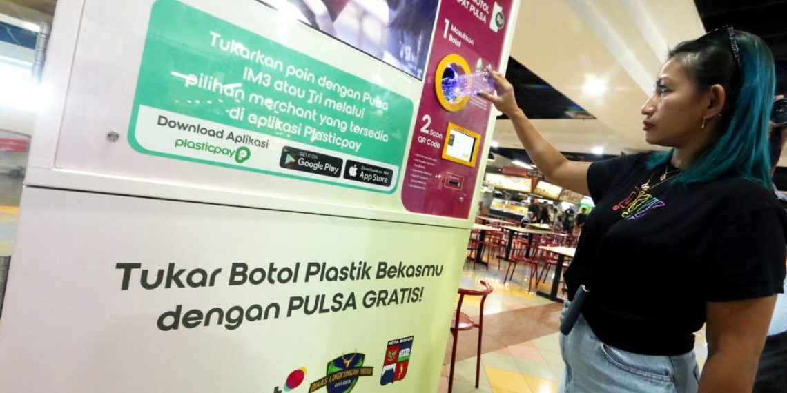 Indosat Ooredoo Hutchison Lestarikan Lingkungan SecaraBerkelanjutan Melalui Program Sampah Jadi Pulsa
