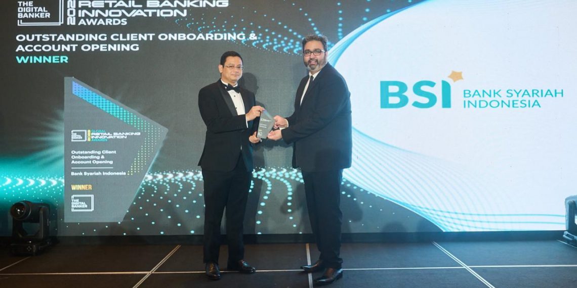 Berikan Layanan Terbaik Melalui Transformasi Digital, BSI Raih Penghargaan Internasional