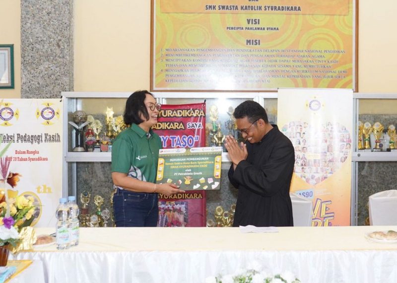 Sambut Musim Tanam Oktober-Maret, Petrokimia Gresik Blusukan Ke Distributor, Kios, Dan Petani