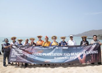 Indonesian GP 2023: Aksi Kepedulian Riders Melalui Penanaman Terumbu Karang dan Bersih-bersih Pantai