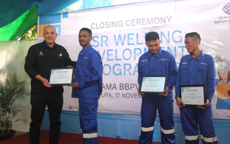 Siapkan Masyarakat Hadapi Dunia Kerja, SSB Luluskan 15 Peserta Welding Development Program