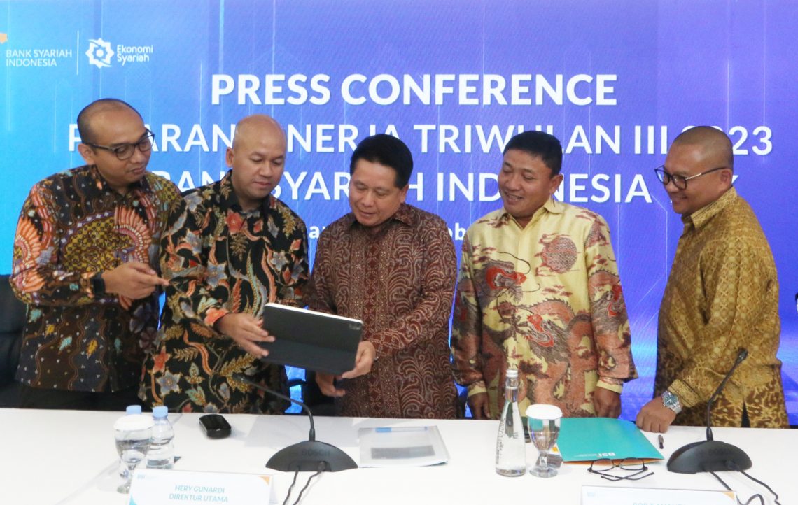Market Share Perbankan Syariah Terus Meningkat, Laba BSI Tumbuh 31%