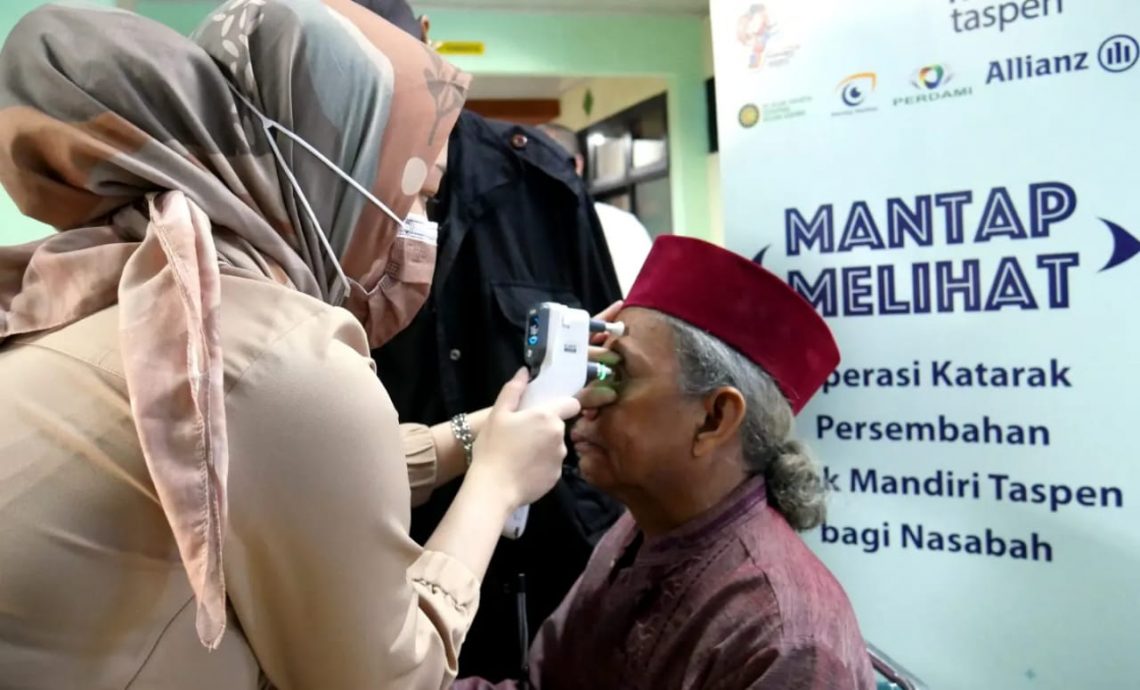 Bank Mandiri Taspen bekerja sama dengan Allianz dan Perdami Gelar Operasi Katarak Serentak di Jakarta dan Surabaya bagi Nasabah dan Keluarganya