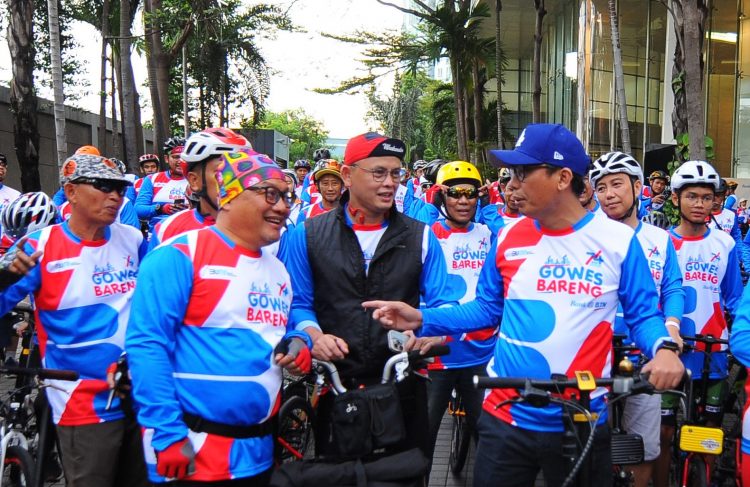 Gowes Bareng Dalam Rangka HUT Ke74 BTN