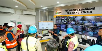 Mampu Menjadi Role Model Transformasi Industri 4.0,Petrokimia Gresik Menerima Penghargaan National LightHouse Industri 4.0 Dari Kemenperin